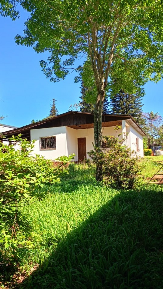 Casa Ladrillos a la vista, en excelente ubicacion, calle asfaltada y terreno amplio en 2 de Mayo, Provincia de Misiones
